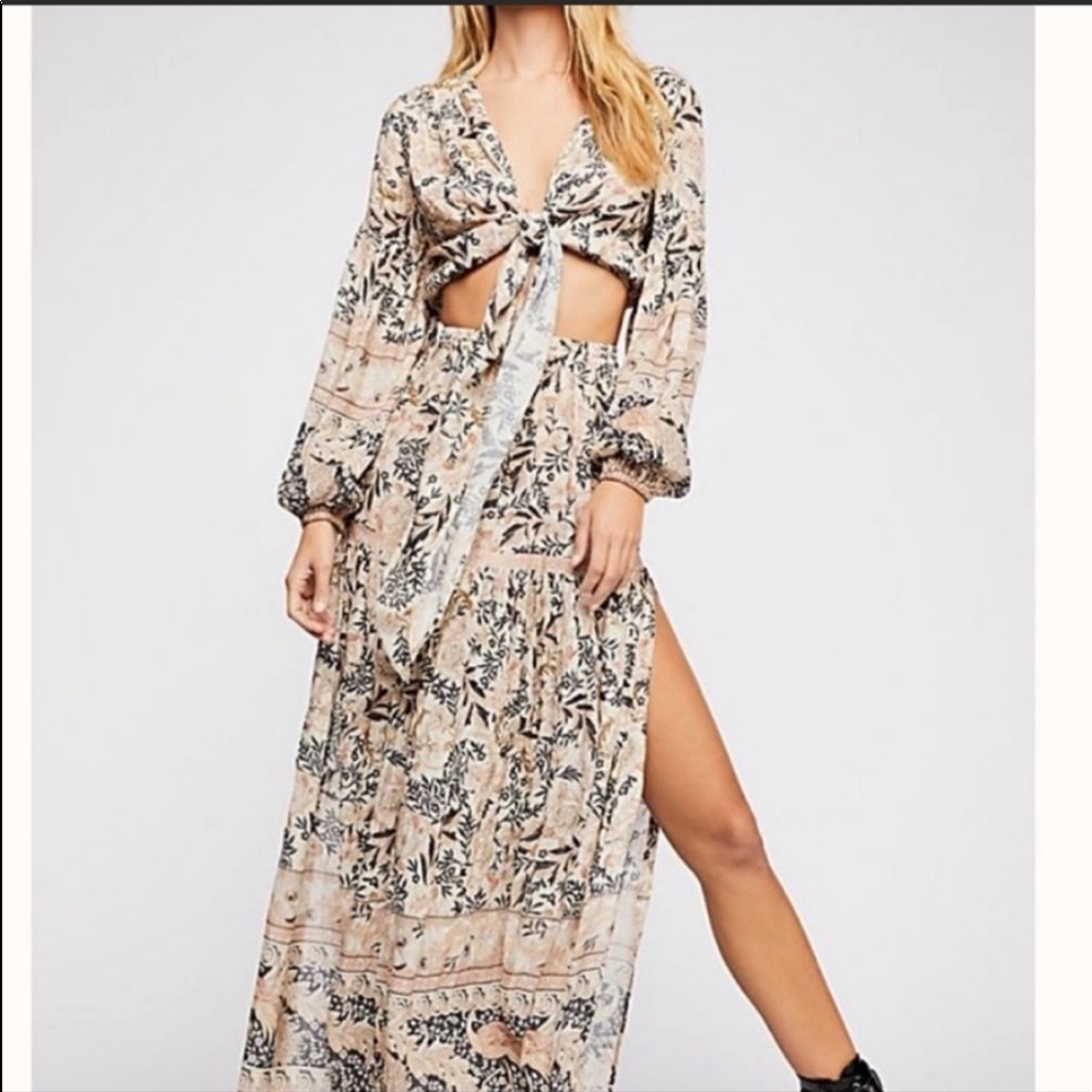 NWT Spell & The Gypsy Top